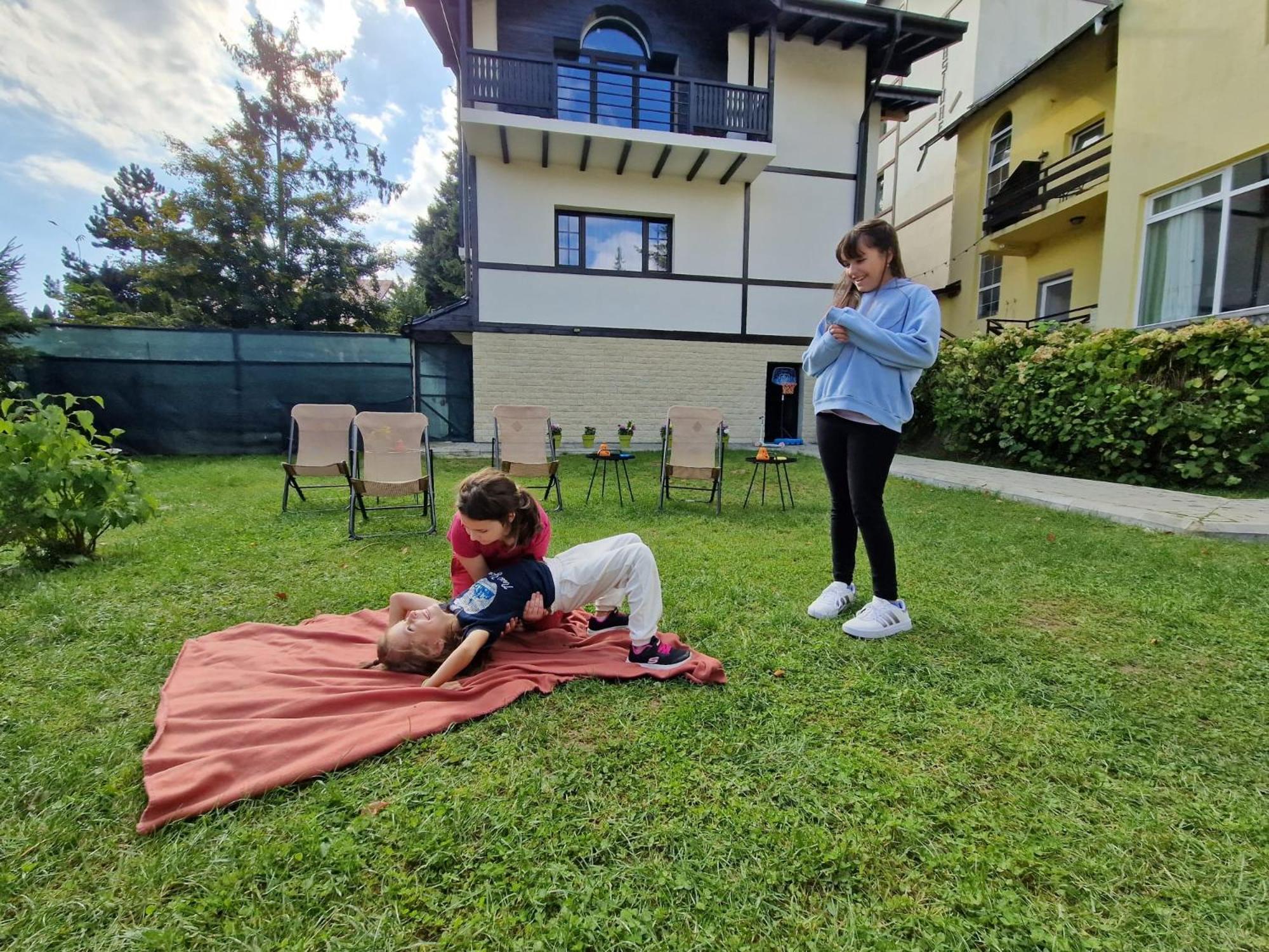 Apartamente Private A&L View ซินายา ภายนอก รูปภาพ